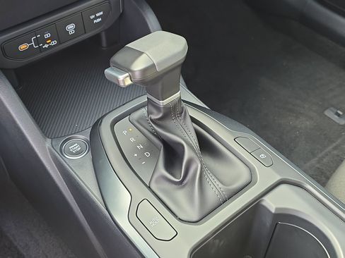 New 2025 Kia K4 LXS image 28