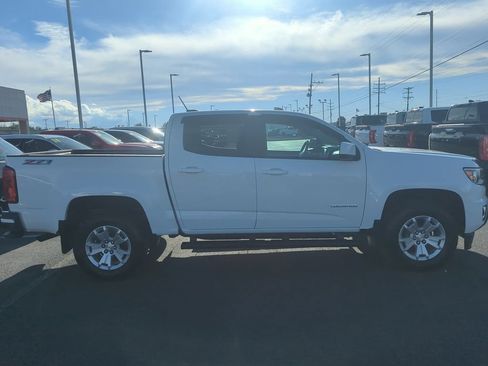 Used 2018 Chevrolet Colorado Z71 AWD/4WD image 9