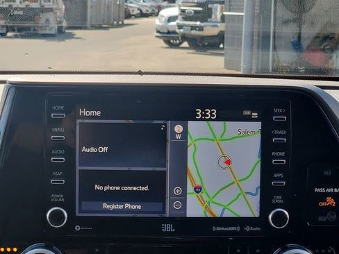 Used 2021 Toyota Highlander Limited AWD/4WD image 16