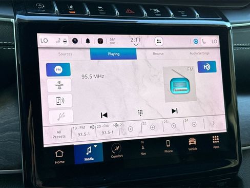 Used 2024 Jeep Grand Cherokee Limited image 27