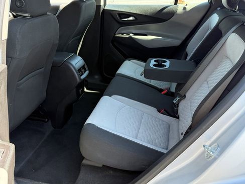 Used 2018 Chevrolet Equinox LS image 13