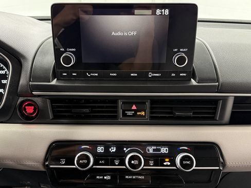 Used 2023 Honda Pilot LX image 21