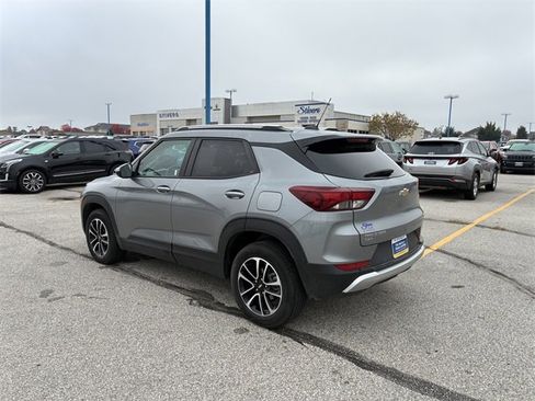 Used 2025 Chevrolet TrailBlazer LT image 6