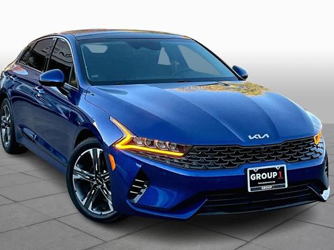 Used 2022 Kia K5 EX w/ EX Premium Package image 2