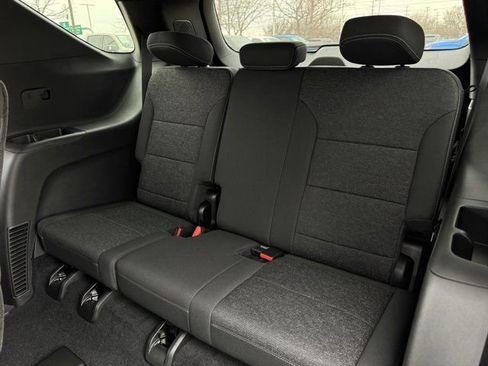 New 2025 Chevrolet Traverse LT w/ Enhanced Driving Package FWD image 24