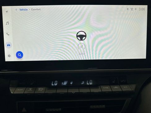 Used 2026 Toyota Camry XSE FWD image 33
