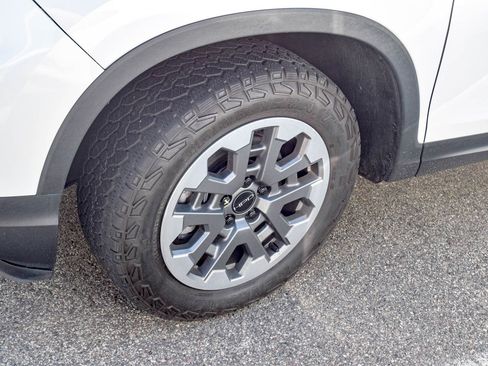 Used 2024 Honda Passport TrailSport image 12