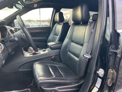 Used 2017 Jeep Grand Cherokee Limited AWD/4WD image 11