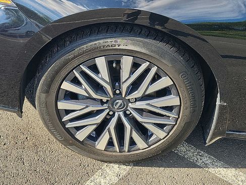 Certified 2023 Nissan Altima 2.5 SV FWD image 8