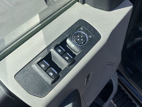 Used 2018 Ford F150 XL w/ Equipment Group 101A Mid AWD/4WD image 15