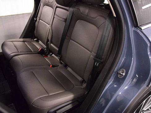 Used 2024 Lincoln Corsair Reserve AWD/4WD image 30