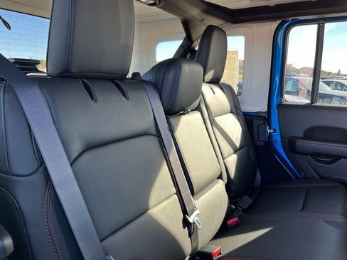 New 2026 Jeep Wrangler Unlimited Rubicon w/ Technology Group image 19