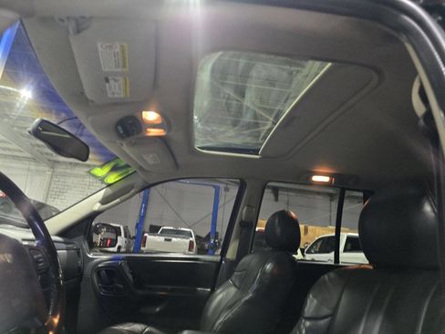 Used 2002 Jeep Grand Cherokee Laredo image 27