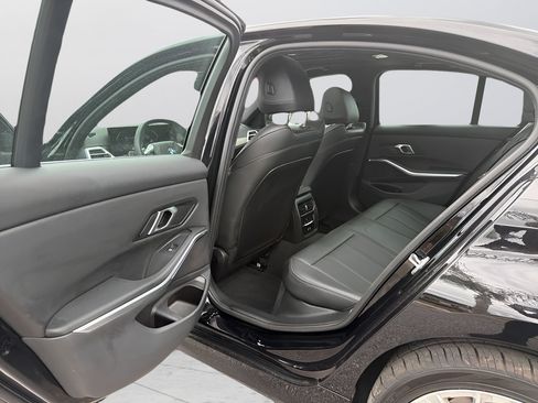Used 2025 BMW 330i Sedan RWD image 19