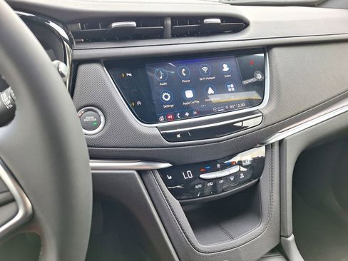 New 2026 Cadillac XT5 Luxury w/ LPO, Floor Liner Package AWD/4WD image 13