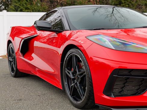 Used 2022 Chevrolet Corvette Stingray Convertible w/ 1LT image 12