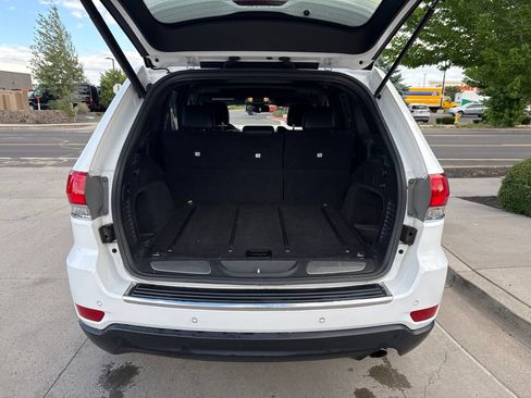 Used 2015 Jeep Grand Cherokee Limited AWD/4WD image 6