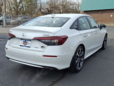 Used 2025 Honda Civic Sport Touring image 6