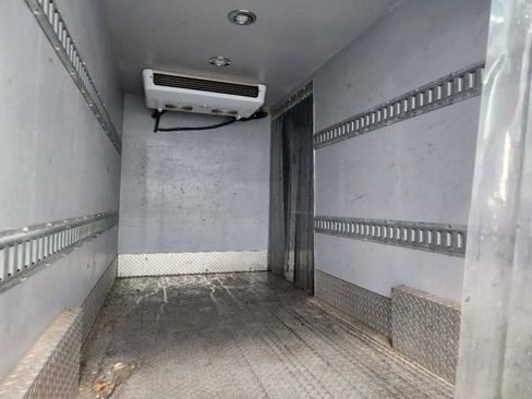 Used 2014 RAM ProMaster 3500 w/ Premium Appearance Group image 18