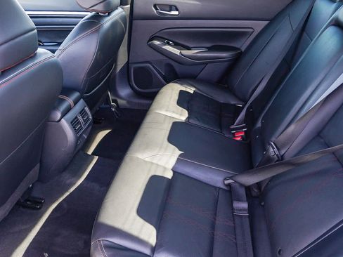 Used 2023 Nissan Altima 2.0 SR image 21