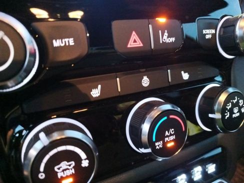 Certified 2025 RAM 1500 Big Horn image 21