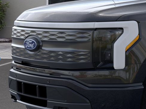 New 2025 Ford F150 Lightning Lariat AWD/4WD image 17