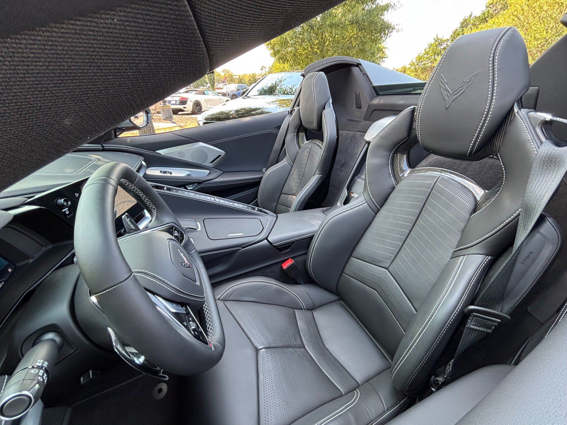 Used 2025 Chevrolet Corvette Stingray Preferred Conv w/ 2LT RWD image 46