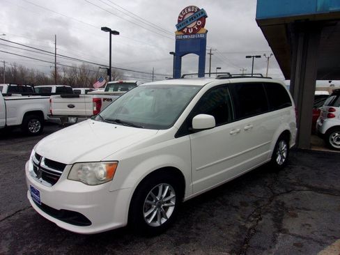 Used 2013 Dodge Grand Caravan SXT w/ Entertainment Group 1 image 1