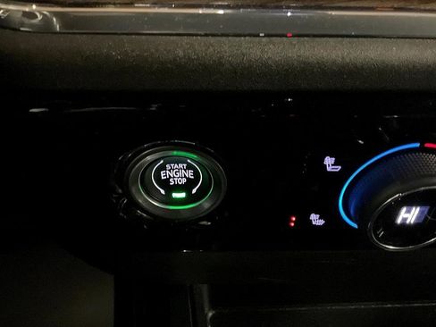 Used 2023 Chevrolet Silverado 1500 RST image 20