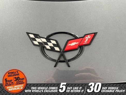 Used 2004 Chevrolet Corvette Coupe RWD image 31