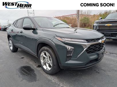 Used 2025 Chevrolet Trax LS w/ LS Convenience Package