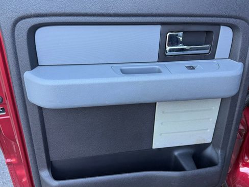 Used 2013 Ford F150 XLT w/ Luxury Equipment Group image 21