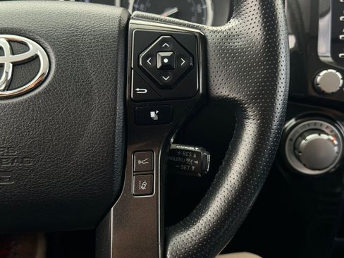 Used 2024 Toyota 4Runner TRD Off-Road Premium image 39