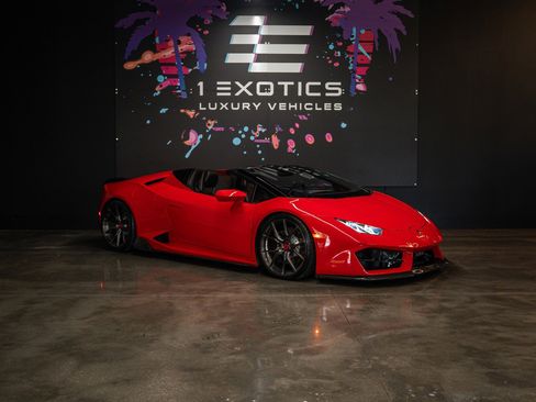 Used 2018 Lamborghini Huracan LP 580-2 RWD image 6
