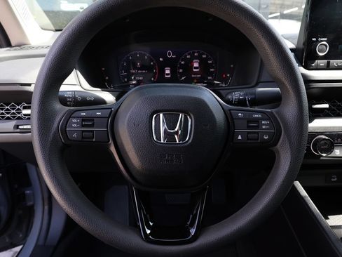 Used 2025 Honda Accord SE image 28