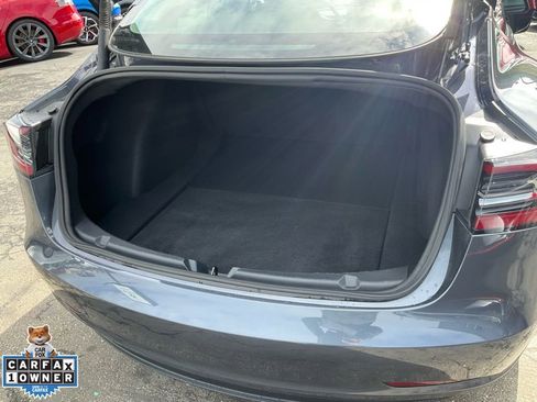 Used 2023 Tesla Model 3 Standard Range image 8