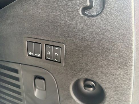 Used 2020 Chevrolet Tahoe Premier w/ Premier Plus Edition image 19