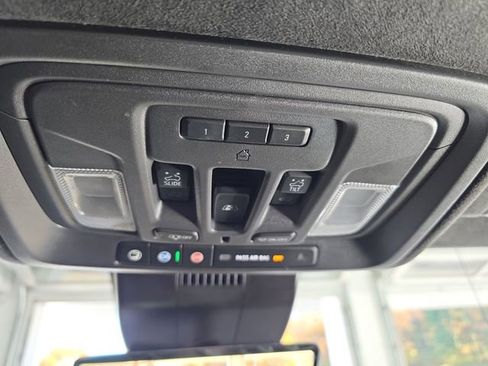 Used 2023 GMC Sierra 1500 Denali Ultimate image 24
