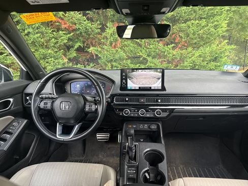 Used 2023 Honda Civic Sport Touring image 11