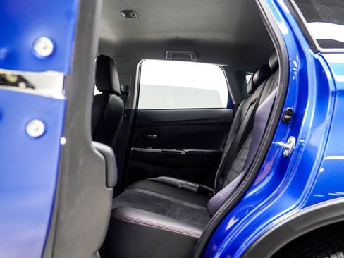Used 2024 Mitsubishi Outlander Sport ES AWD/4WD image 37
