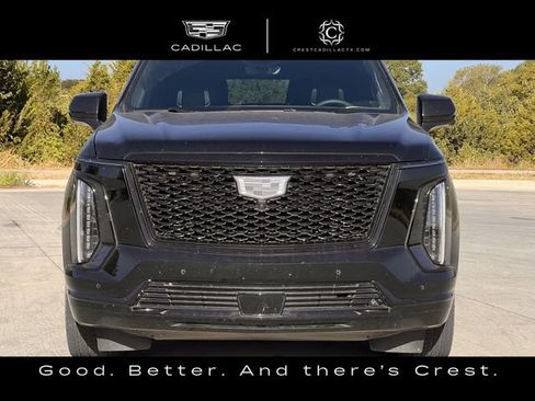 Certified 2026 Cadillac Escalade Platinum Sport w/ LPO, ONYX Package AWD/4WD image 10