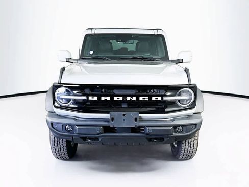 Certified 2021 Ford Bronco Outer Banks w/ Sasquatch Package image 6