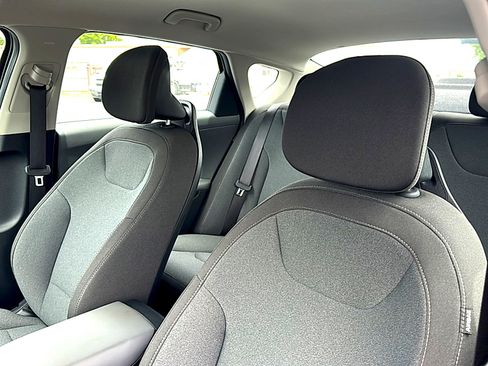 Used 2025 Kia K4 FWD image 14