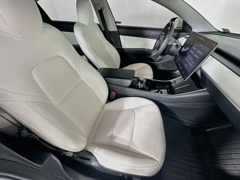 Used 2019 Tesla Model 3 Standard Range Plus RWD image 30
