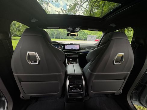 Used 2024 BMW X6 M Competition w/ Executive Package image 62