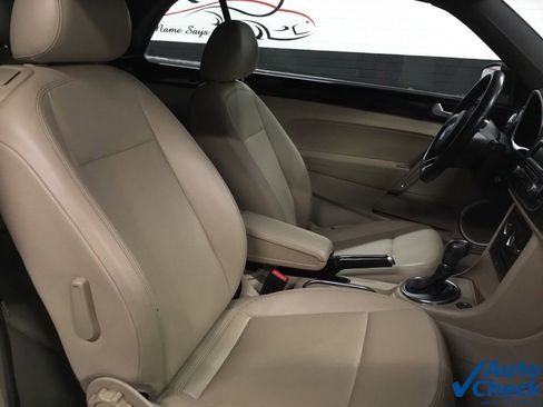 Used 2013 Volkswagen Beetle 2.0T image 36