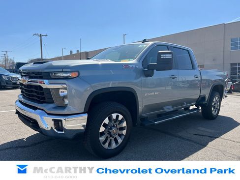 Used 2024 Chevrolet Silverado 2500 LT w/ All Star Edition image 7