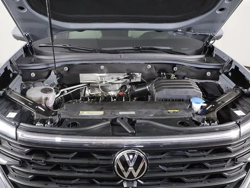 Used 2024 Volkswagen Atlas Cross Sport SEL Premium R-Line AWD/4WD image 22
