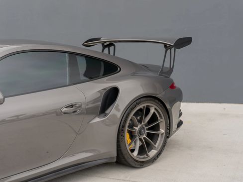 Used 2016 Porsche 911 GT3 RS RWD image 23