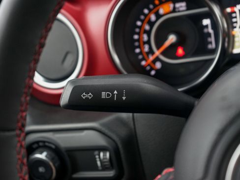 Used 2023 Jeep Wrangler Unlimited Rubicon w/ Cold Weather Group image 22